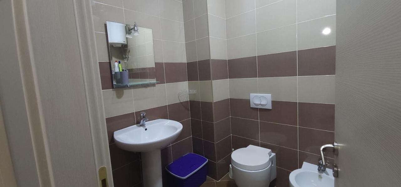 Pleasing Place With Free Parking On Site In Tirana Komuna E Parisit Buitenkant foto