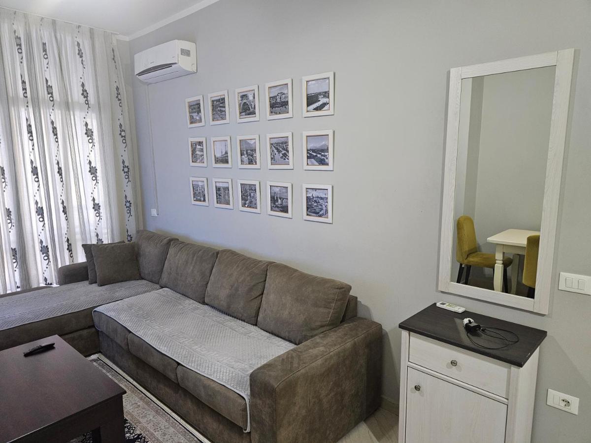 Pleasing Place With Free Parking On Site In Tirana Komuna E Parisit Buitenkant foto