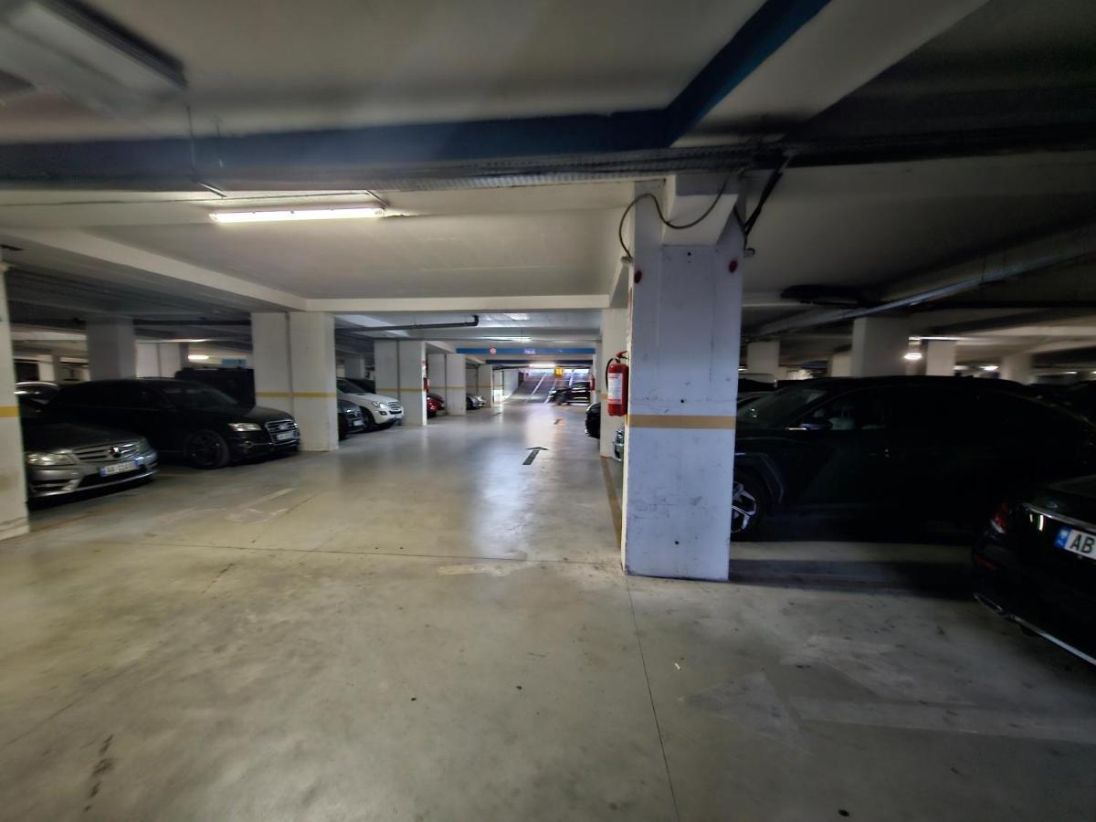 Pleasing Place With Free Parking On Site In Tirana Komuna E Parisit Buitenkant foto